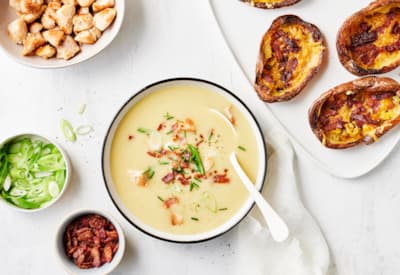 Bagt Kartoffelsuppe med kyllingetern